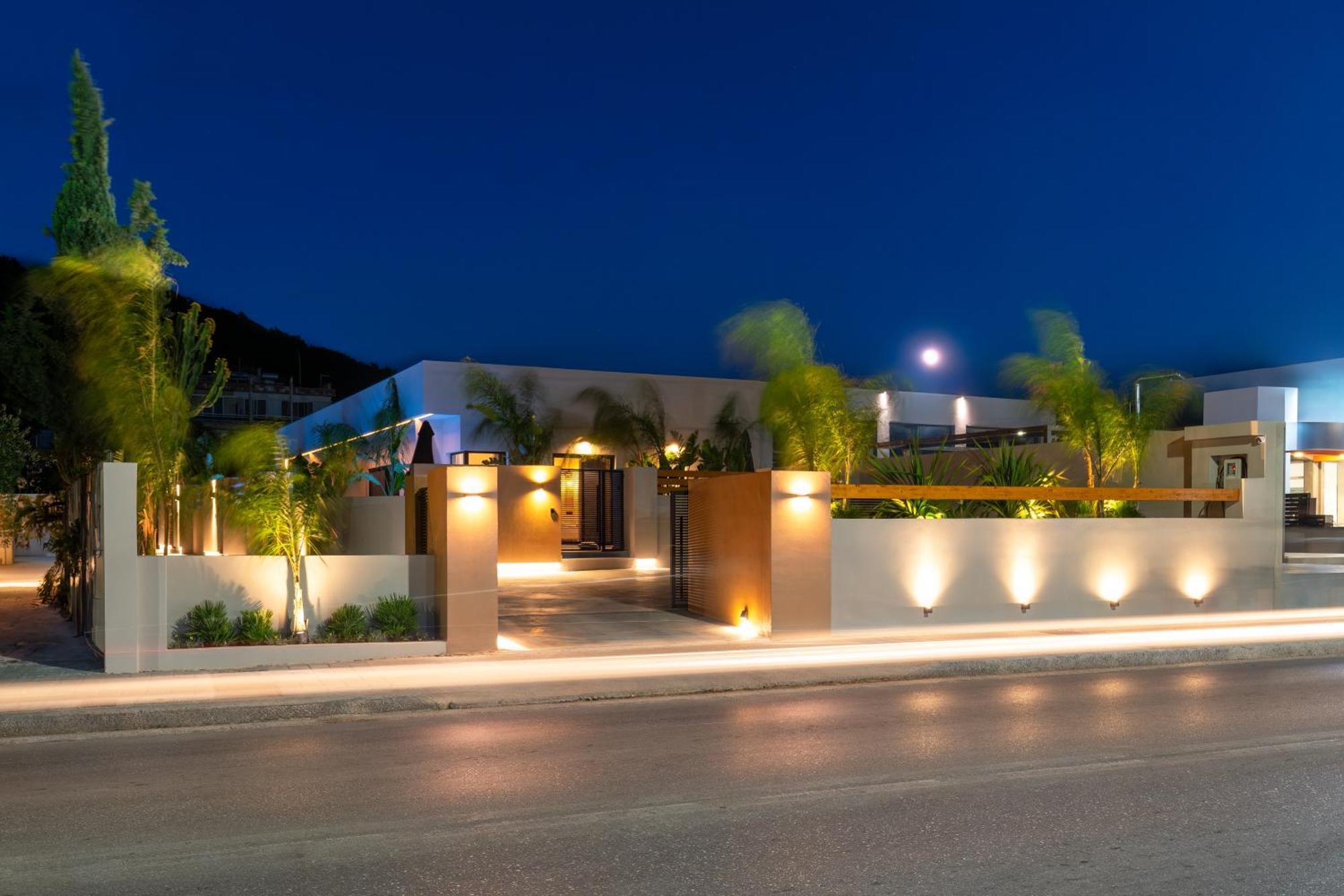Afesou Suites Ialysos  Ngoại thất bức ảnh